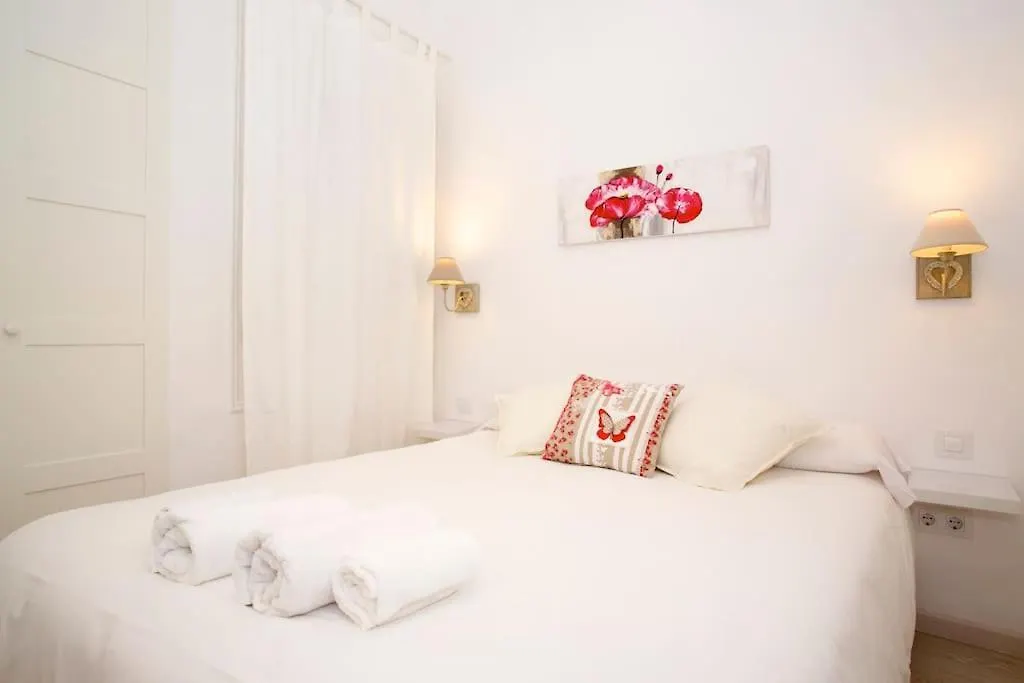 Gracia Travesera 2 Bedrooms Renovated Apartment Barcelona